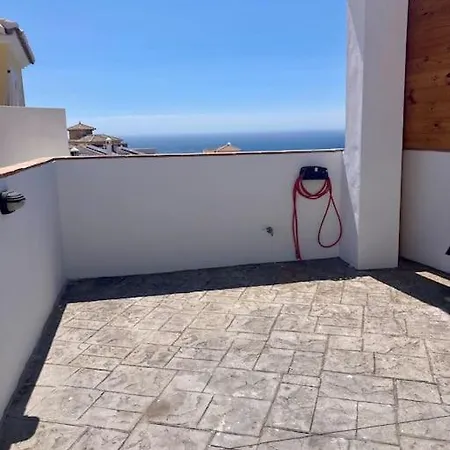 In With Pool And Sea View Villa *