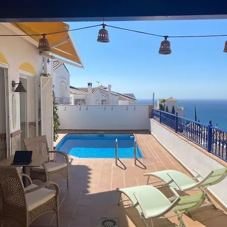 In With Pool And Sea View Villa *
